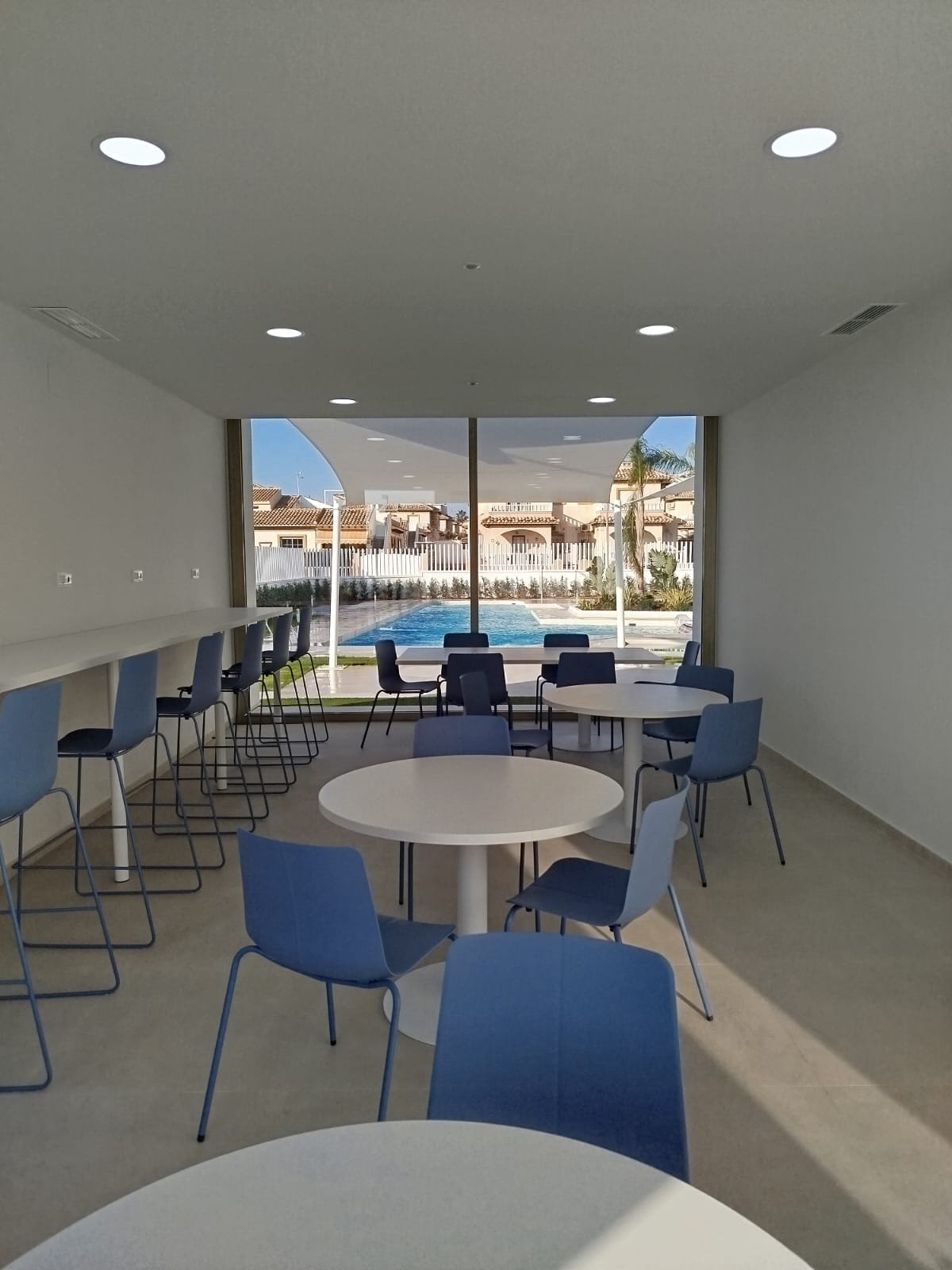 Moderne Apartments, 1,5 km vom Meer entfernt, Cabo Roig