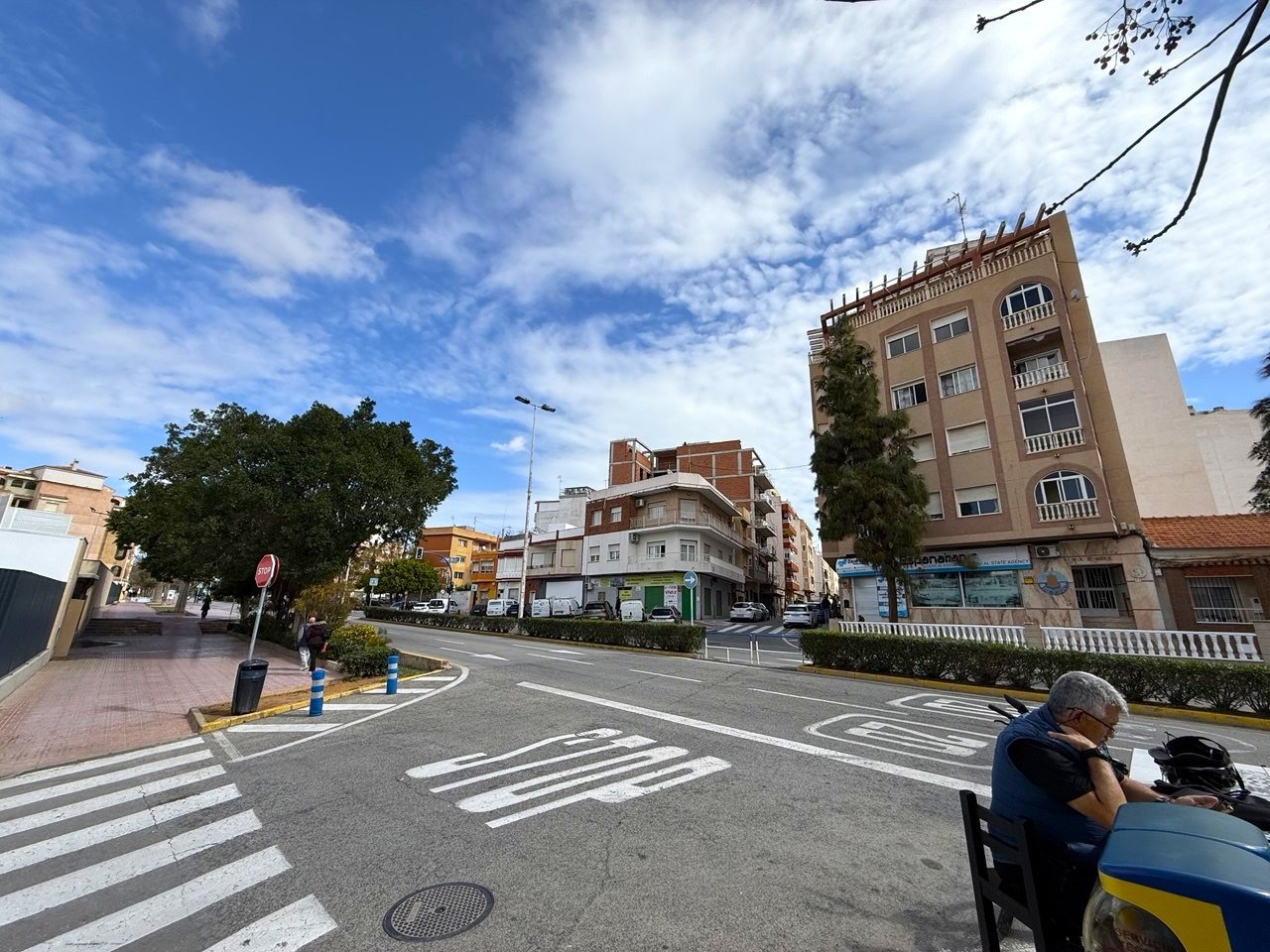 Sonniges Penthouse mit Solarium in Strandnähe und Investitionspotenzial in Torrevieja