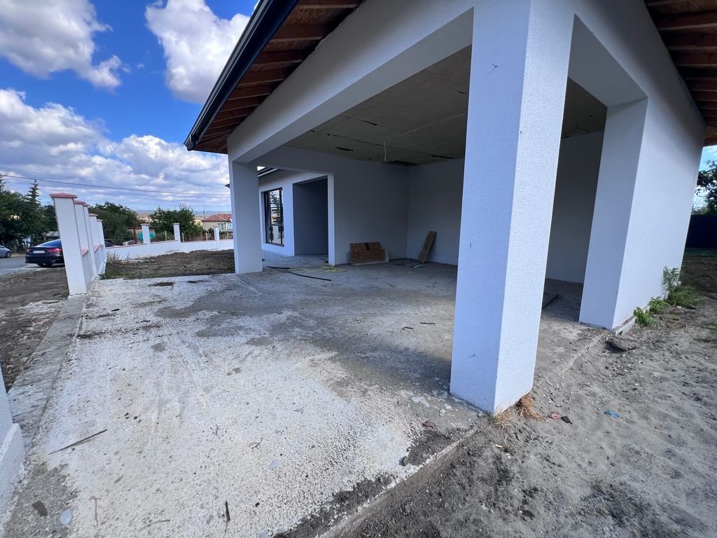 Bungalow in Rohbauzustand in Alexandrovo Bulgarien