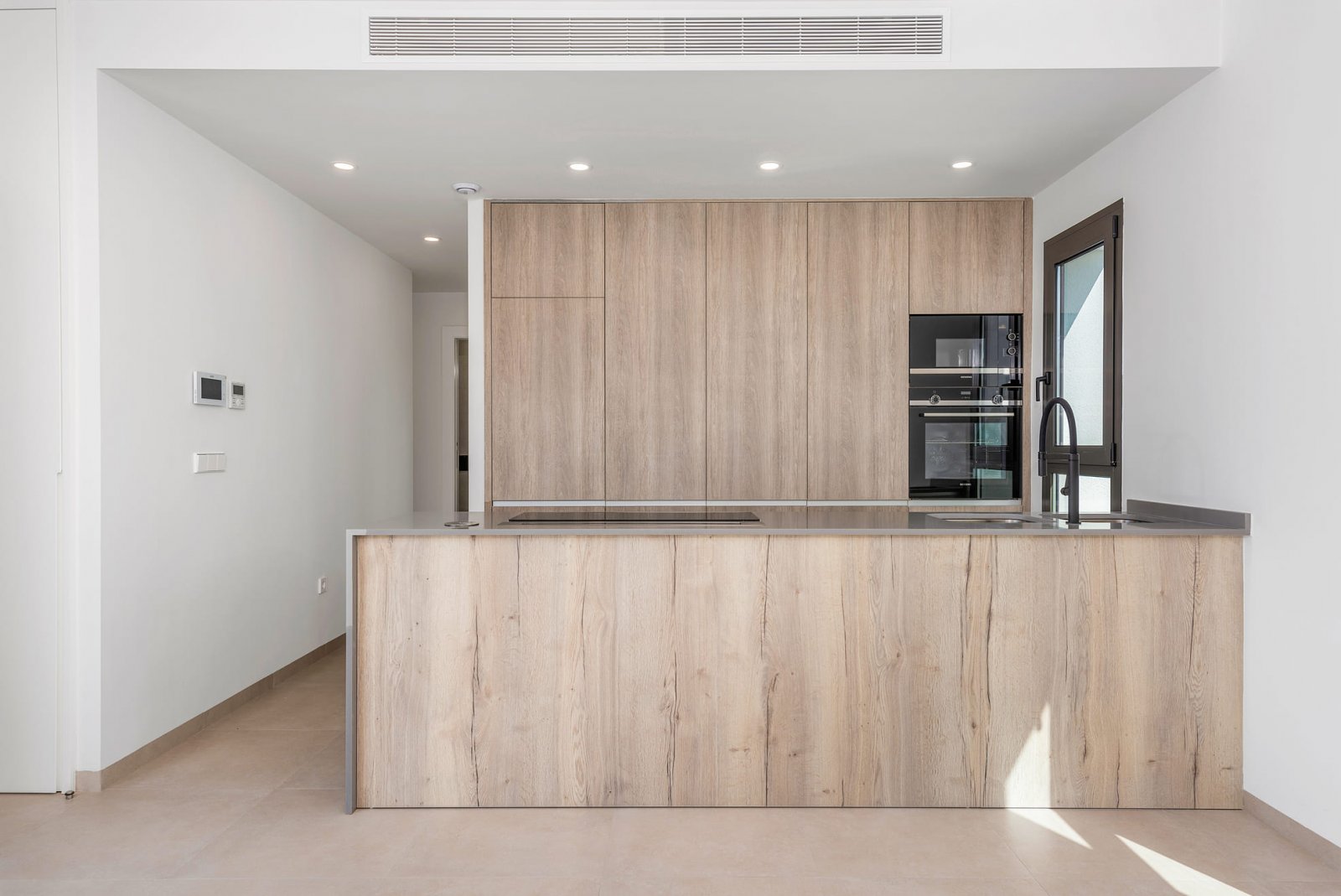 Exklusive freistehende Häuser mit privatem Pool, 2 km vom Meer entfernt, Los Alcázares