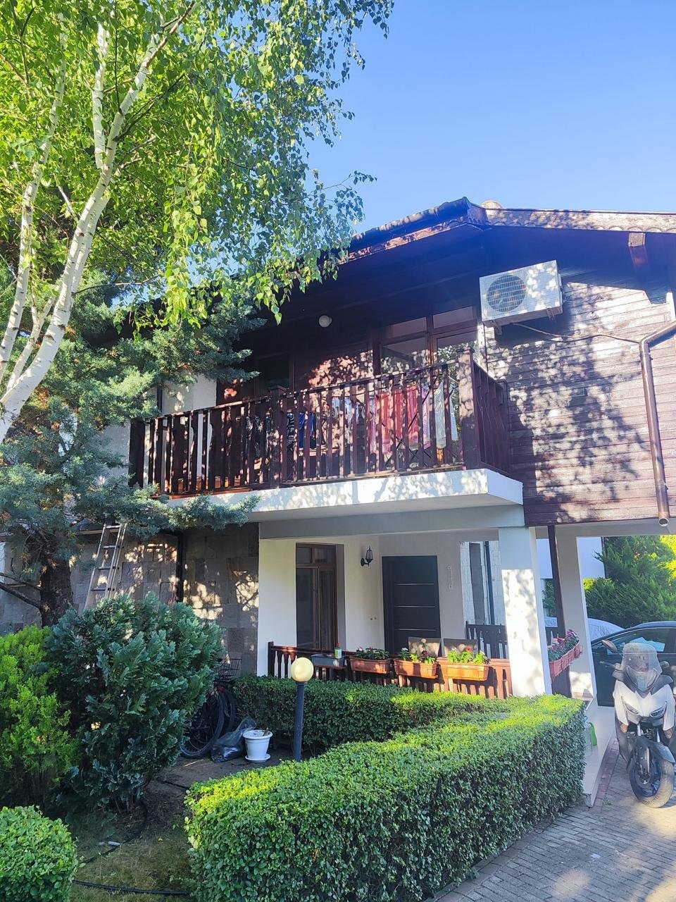 Ein zweistöckiges Haus mit Meerblick in Kosharitza, Bulgarien