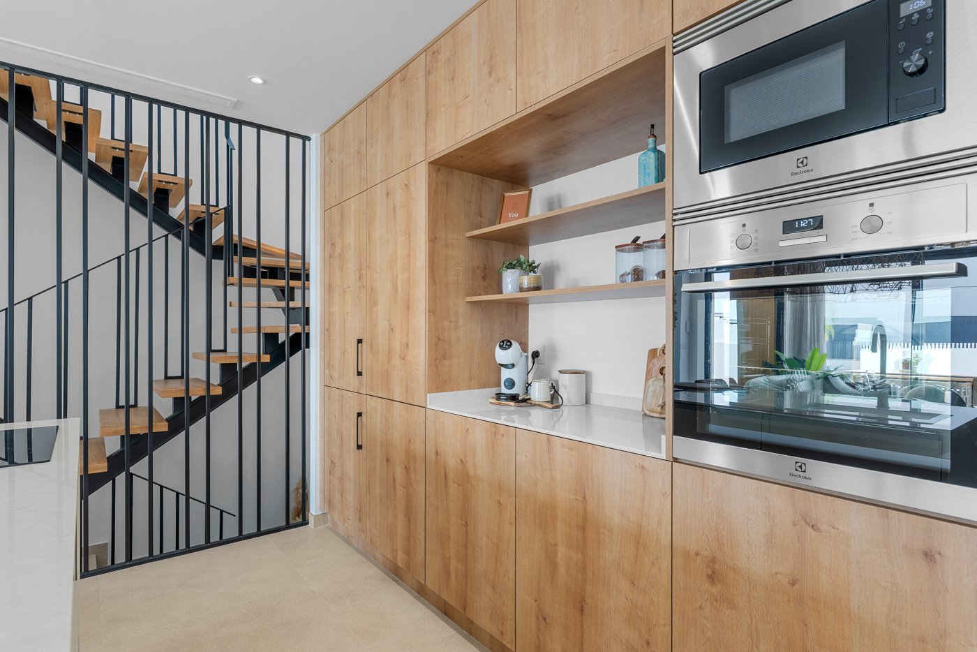 Moderne Stadthäuser, privater Pool und Garten in der Nähe des Flughafens, Dolores