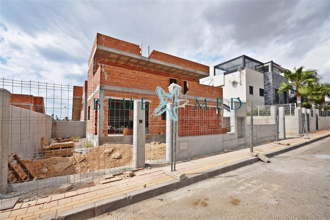 Exklusives Doppelhaus mit privatem Pool, 150 m vom Meer entfernt, Mazarrón, Murcia