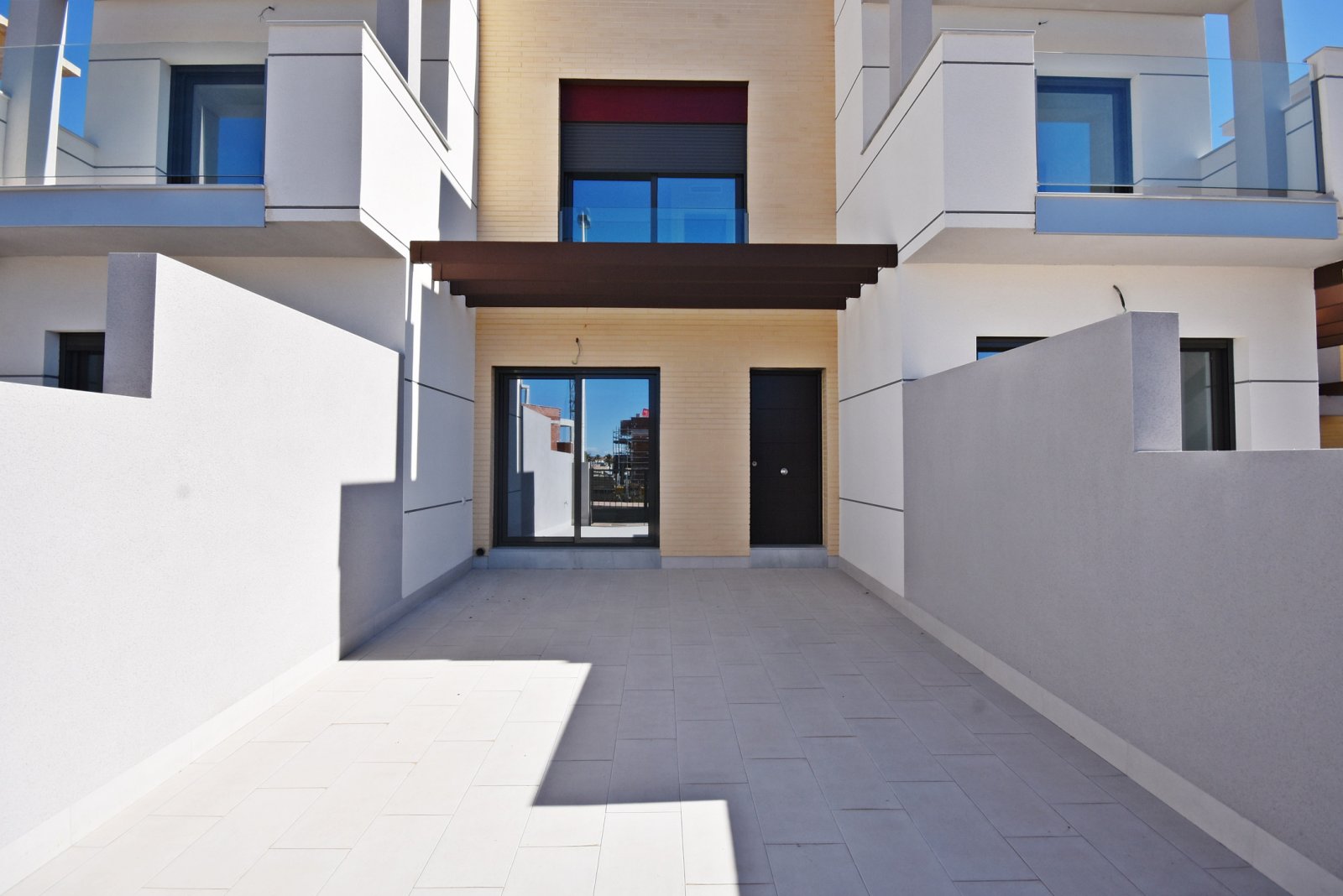 Modernes Stadthaus mit Pool und Solarium, 350 m vom Meer entfernt, Puerto de Mazarrón, Murcia