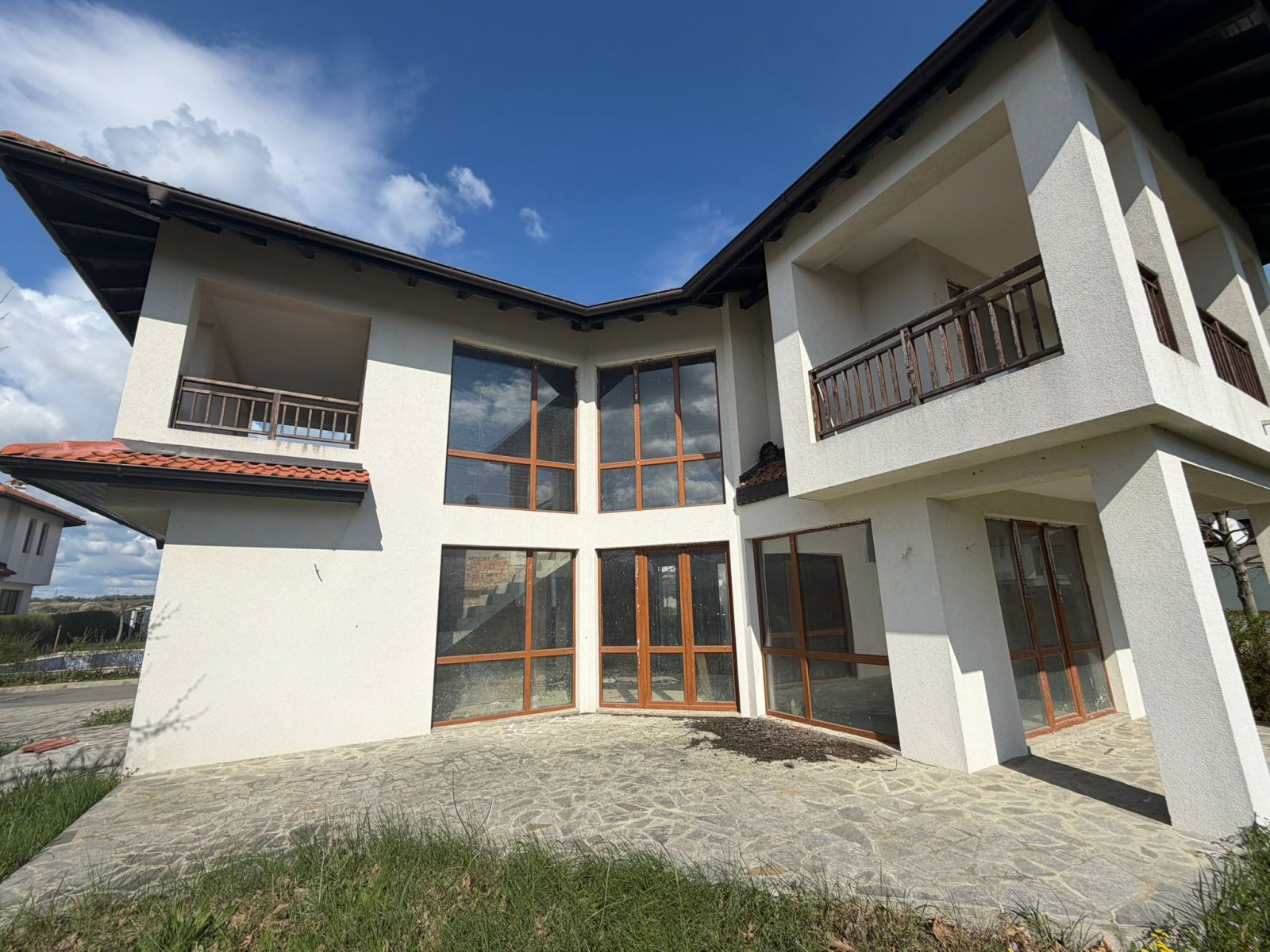 Haus im Rohbauzustand im Komplex Floral Maedows Kableshkovo Bulgarien