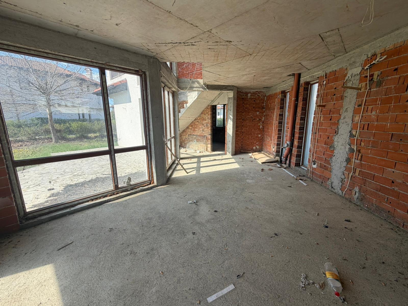 Haus im Rohbauzustand im Komplex Floral Maedows Kableshkovo Bulgarien