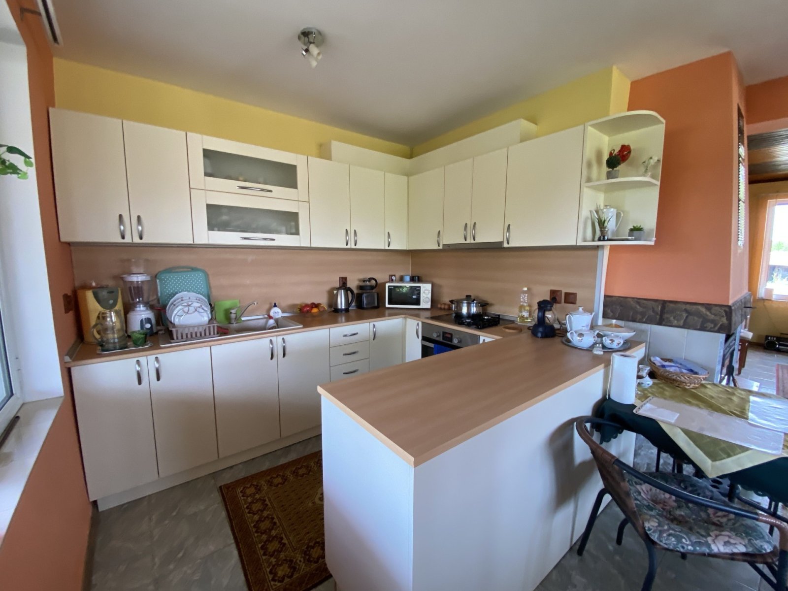 Einfamilienhaus mit Pool und Garten im Dorf Slaveevo Dobrich Bulgarien