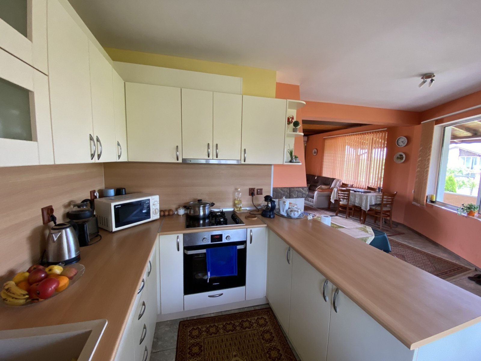 Einfamilienhaus mit Pool und Garten im Dorf Slaveevo Dobrich Bulgarien