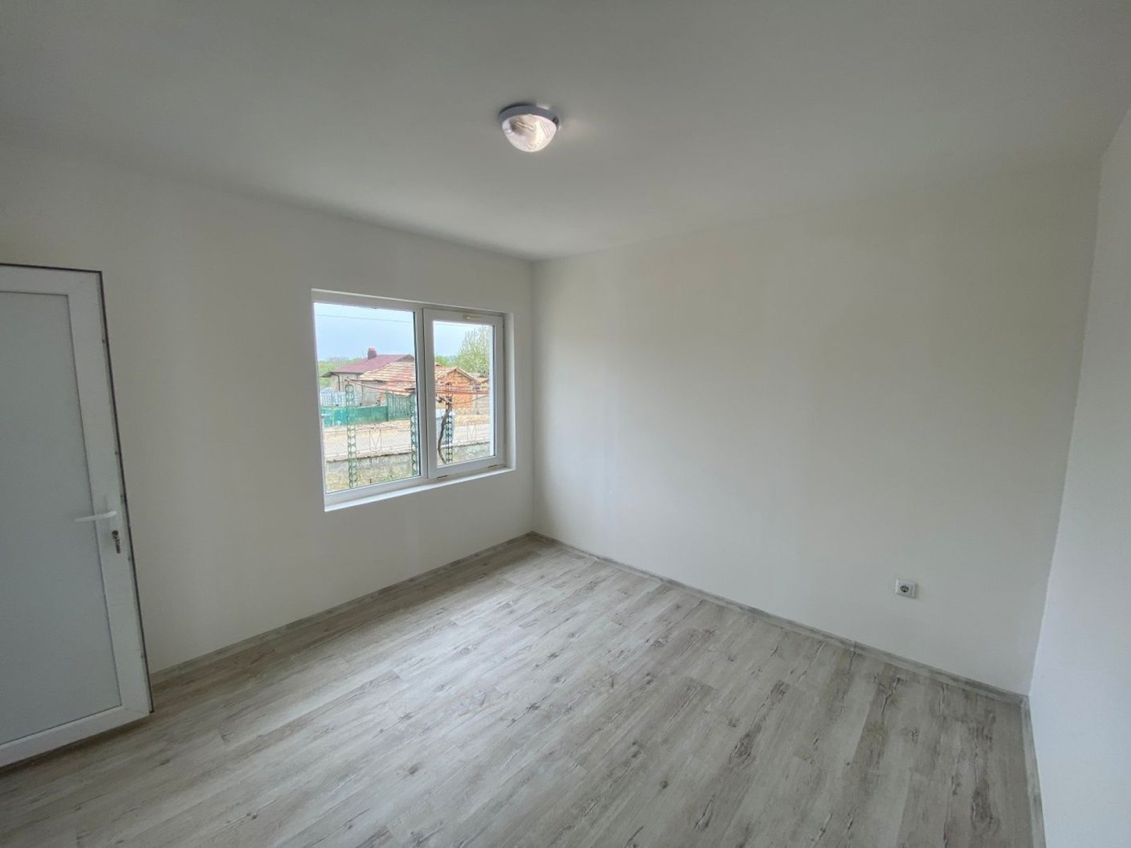 Bungalow im Dorf Malina Region Dobrich Bulgarien