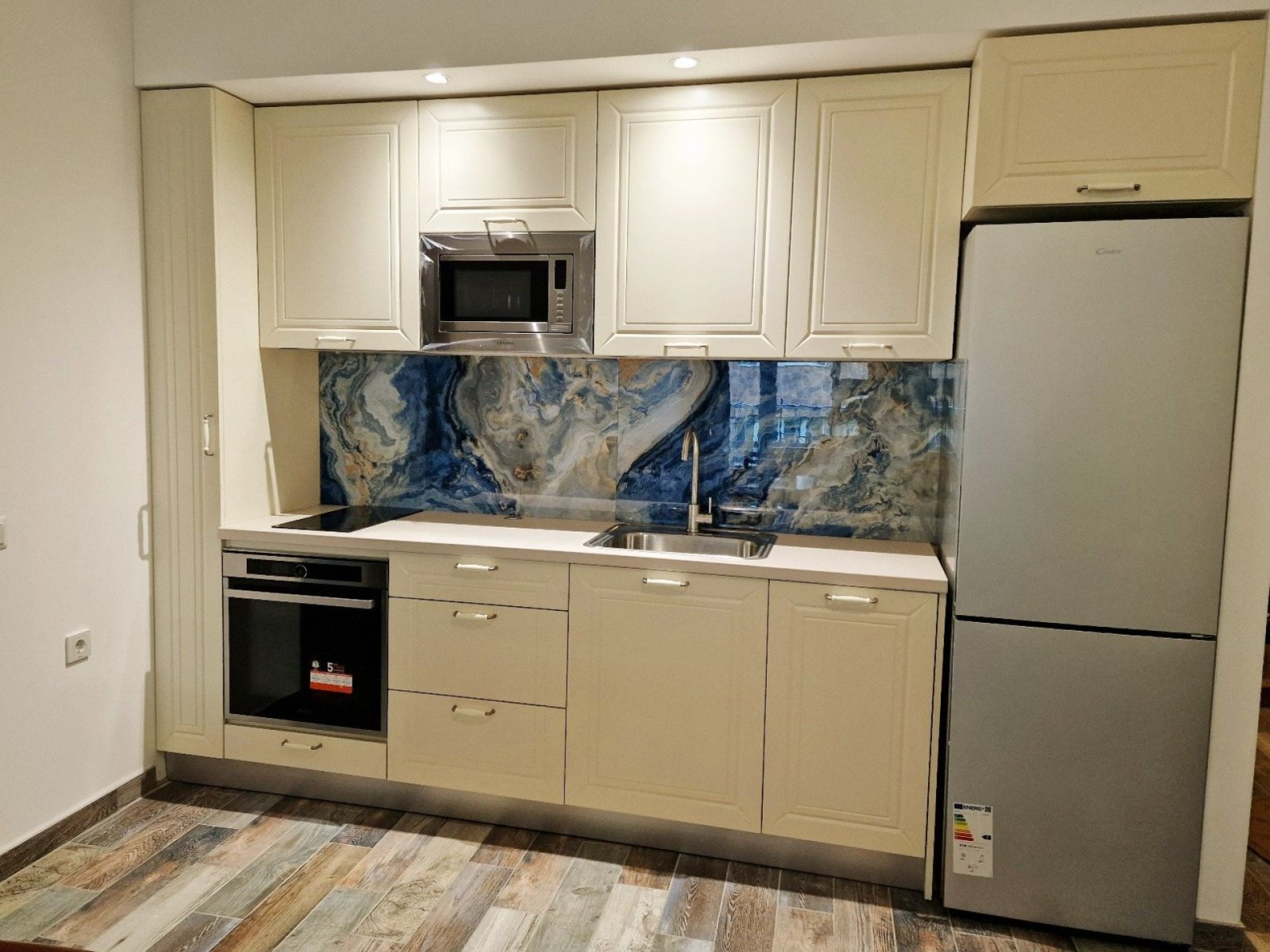 3-Zimmer-Wohnung mit Meerblick, zwei Badezimmern, direkt am Strand – Komplex Silver Beach, Byala, Bulgarien