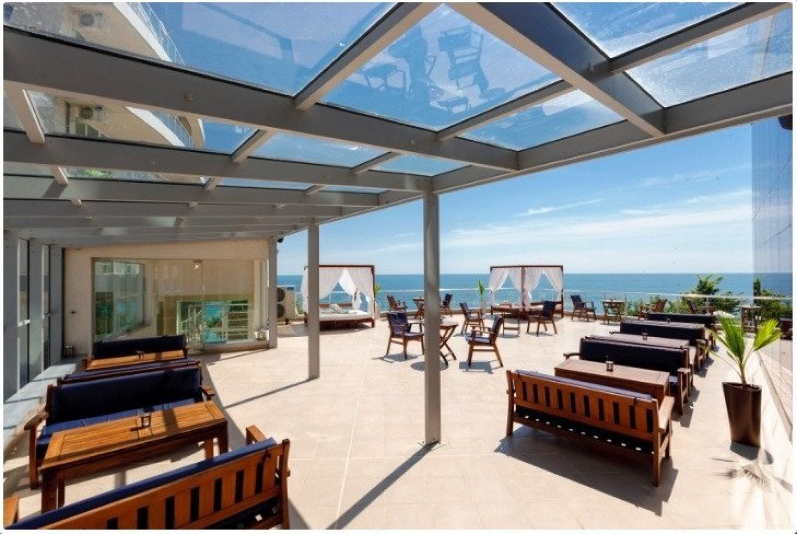 3-Zimmer-Wohnung mit Meerblick, zwei Badezimmern, direkt am Strand – Komplex Silver Beach, Byala, Bulgarien