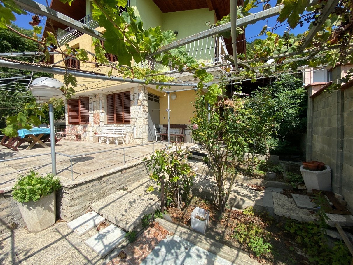2 Doppelhaushälften in Balchik mit Blick auf das Meer