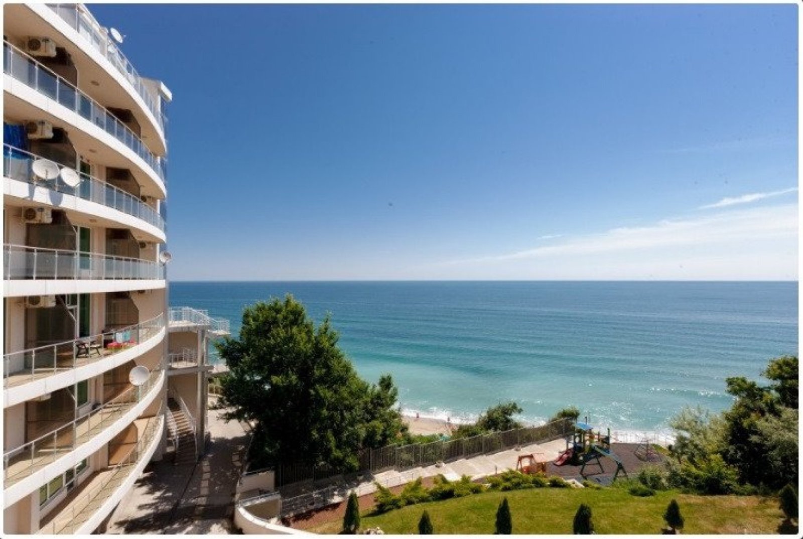 3-Zimmer-Wohnung mit Meerblick, zwei Badezimmern, direkt am Strand – Komplex Silver Beach, Byala, Bulgarien