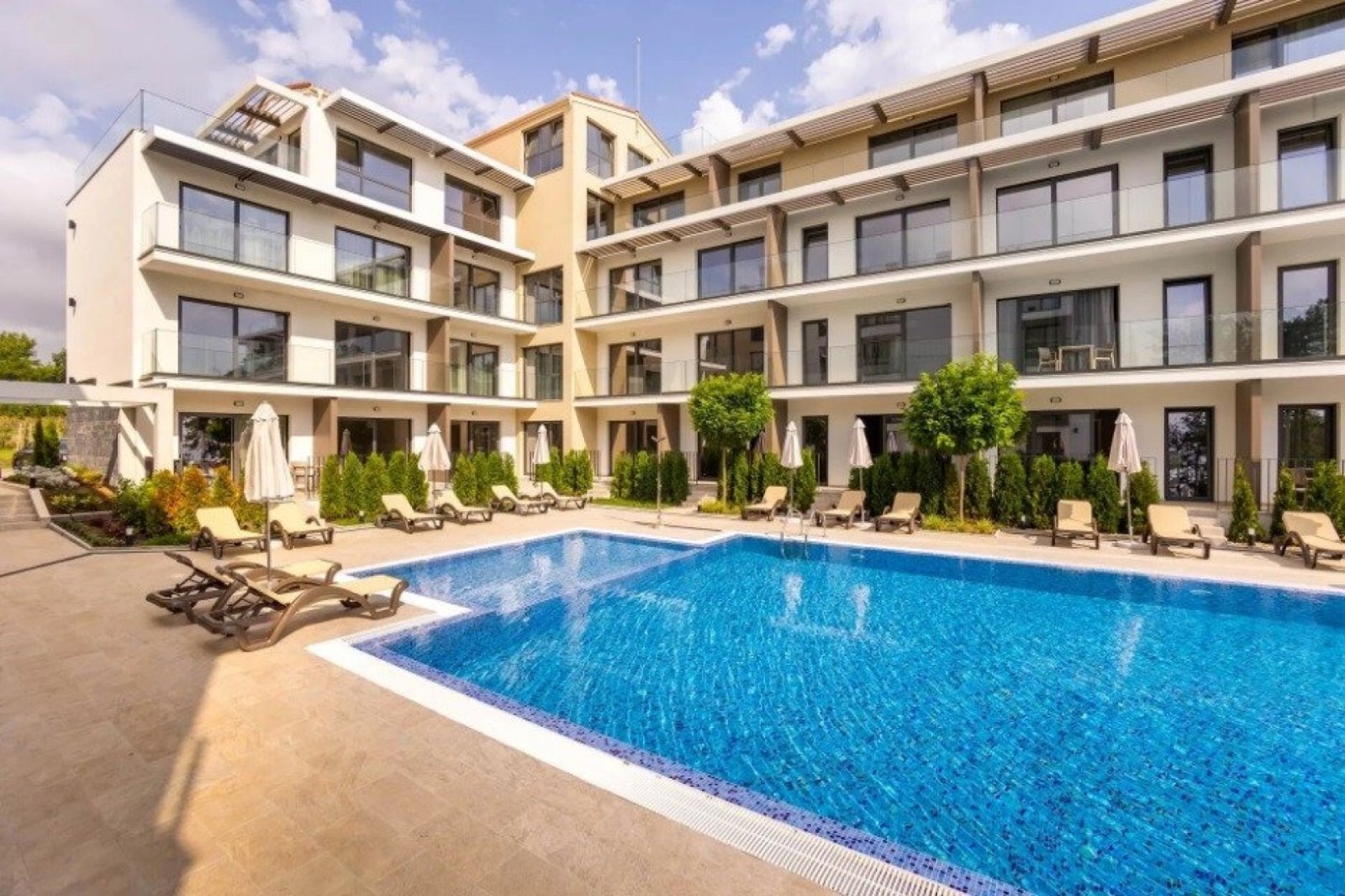 Vollständig möbliertes Studio mit schönem Blick auf das Meer und den Pool in einem neuen, luxuriösen Komplex – Open Sea Residence, Byala, Bulgarien