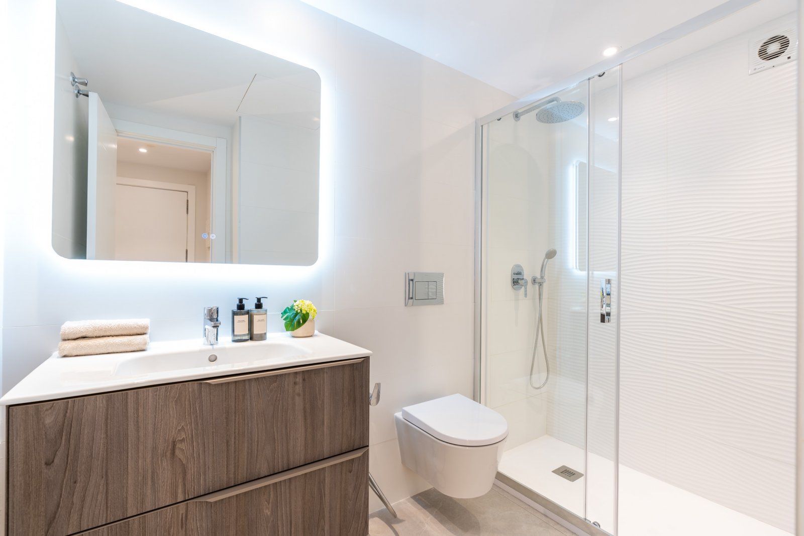 Exklusive Appartements, 200 m vom Strand mit Schwimmbad, Calp