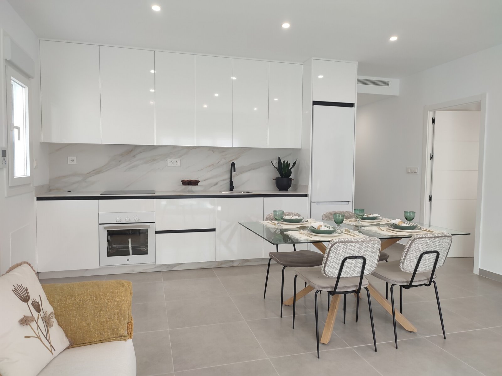 Exklusive Familienhäuser, Schwimmbad und Solarium, 25 km vom Flughafen entfernt, Torre-Pacheco