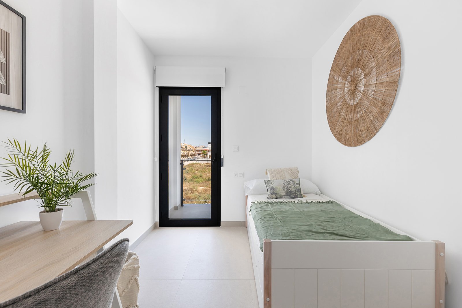Moderne Stadthäuser, private Terrassen und Pool, Rafal