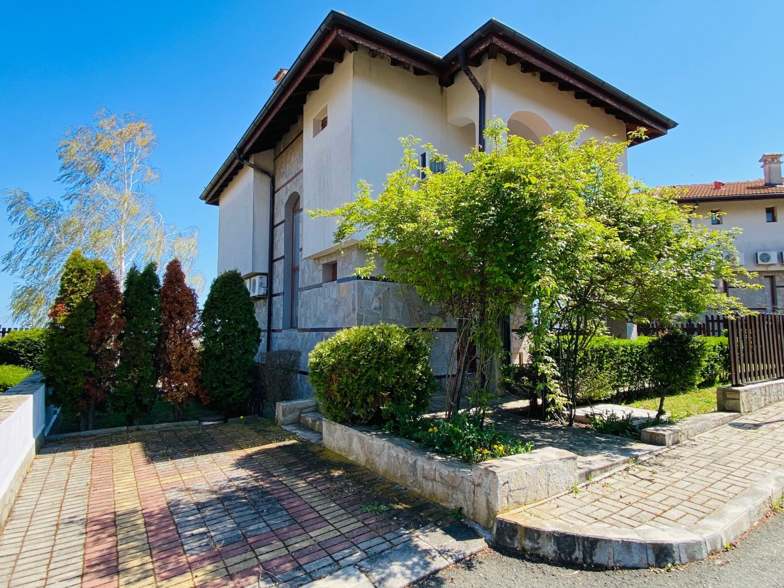 Einfamilienhaus im Vineyards Resort Kableshkovo Bulgarien