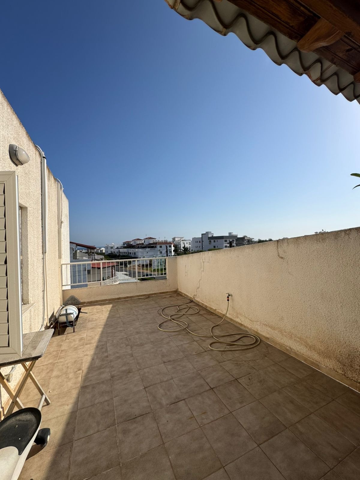 Gemütliches 2+1-Apartment mit geräumiger Terrasse in attraktiver Lage in Kapparis, Zypern
