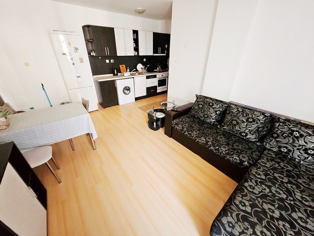 Spacious 2-Bedroom Apartment with Terrace in Sunny Day 6 – Affordable Investment Opportunity