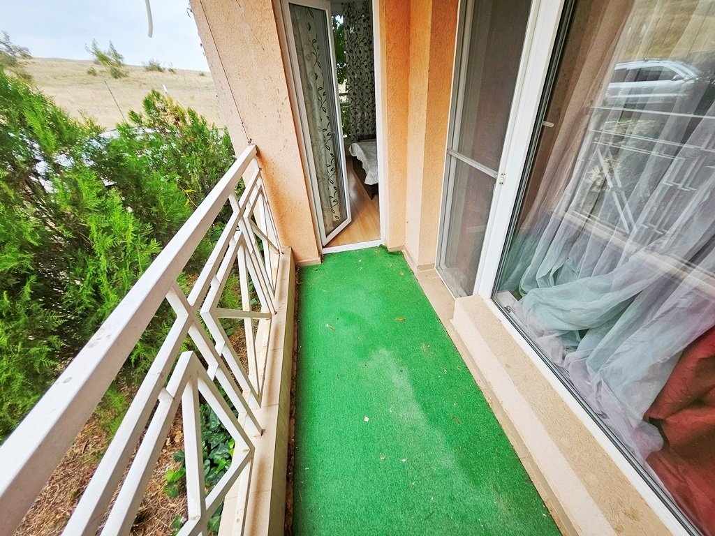 Compact 2-Bedroom Apartment with Open Views in Sunny Day 6 – Budget-Friendly Option