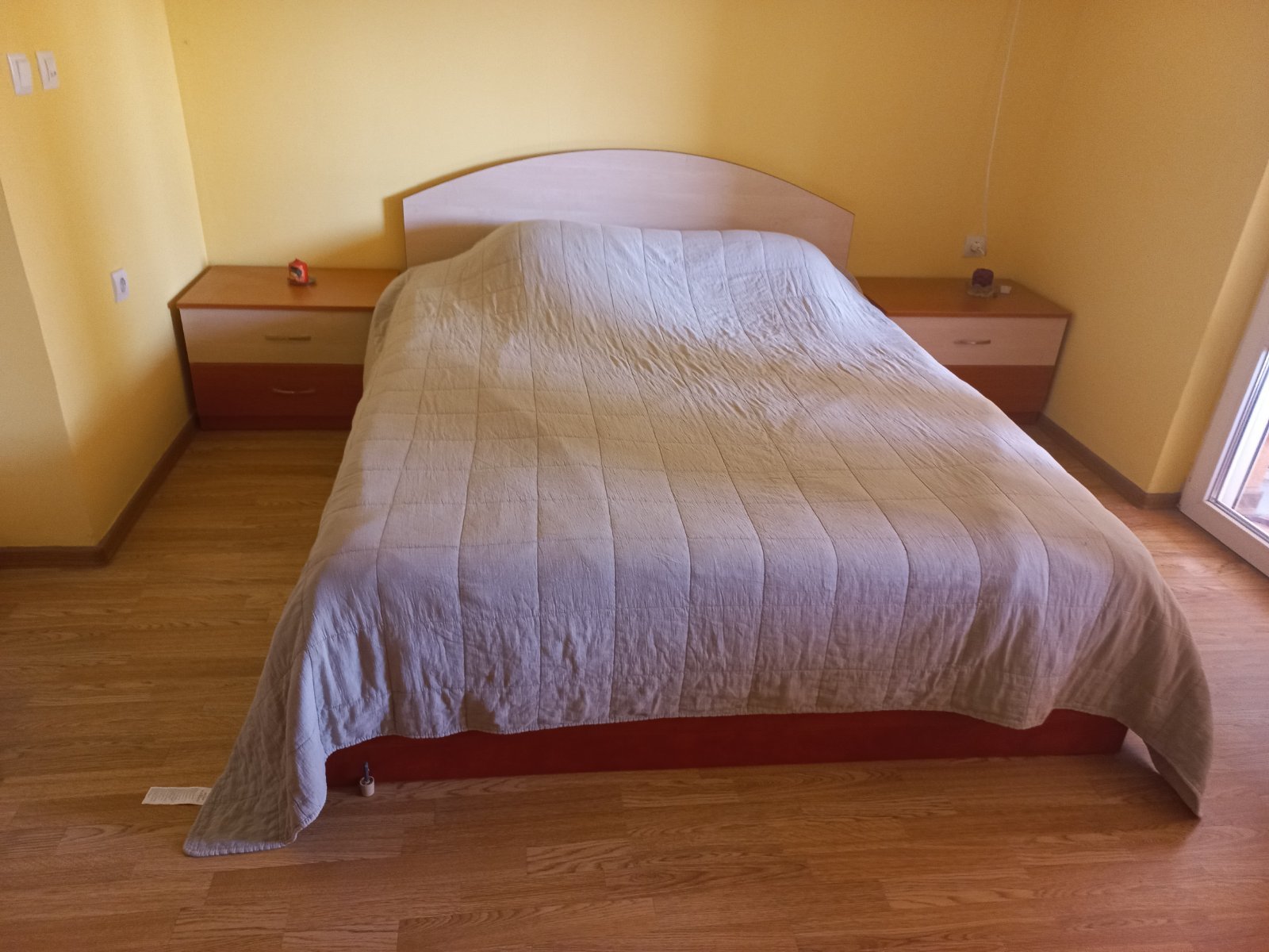 Geräumige Mehrzimmerwohnung in Sveti Vlas mit 2 im Preis inbegriffenen Parkplätzen