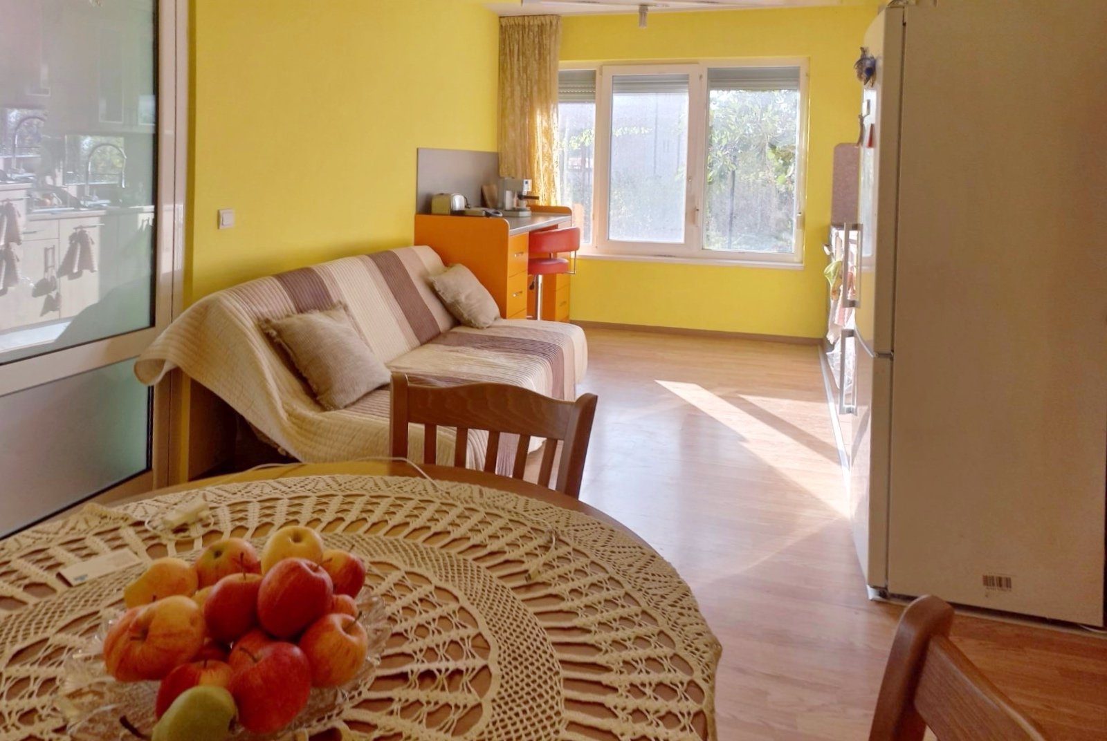 Geräumige Mehrzimmerwohnung in Sveti Vlas mit 2 im Preis inbegriffenen Parkplätzen