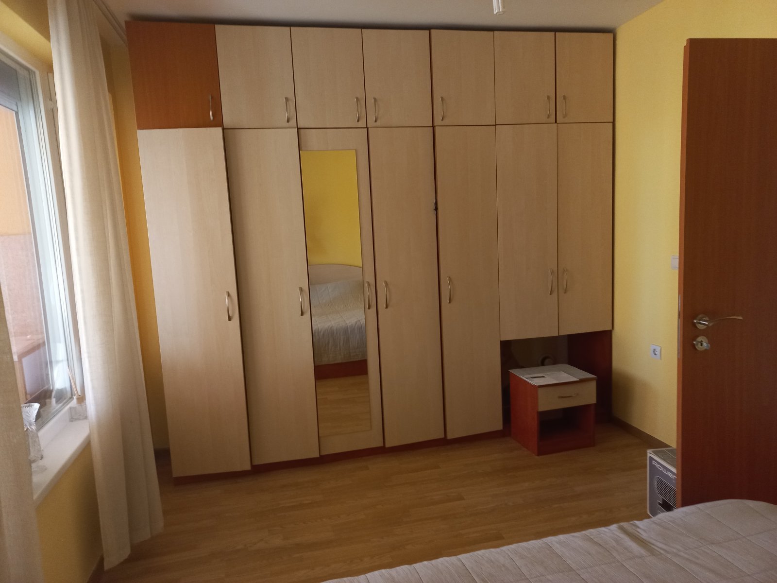 Geräumige Mehrzimmerwohnung in Sveti Vlas mit 2 im Preis inbegriffenen Parkplätzen