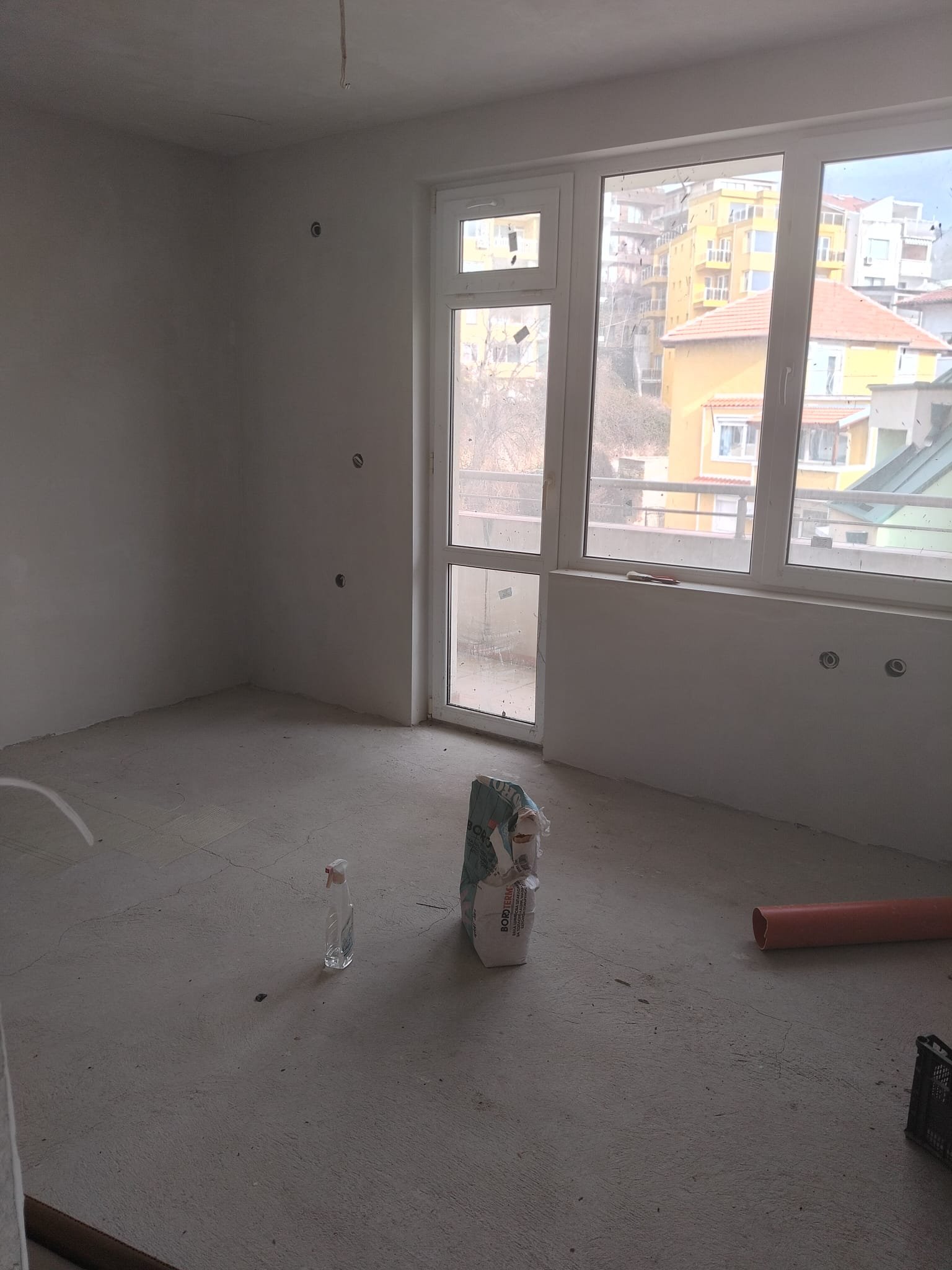 Großes Mehrfamilienhaus in Sveti Vlas mit Panoramablick auf das Meer
