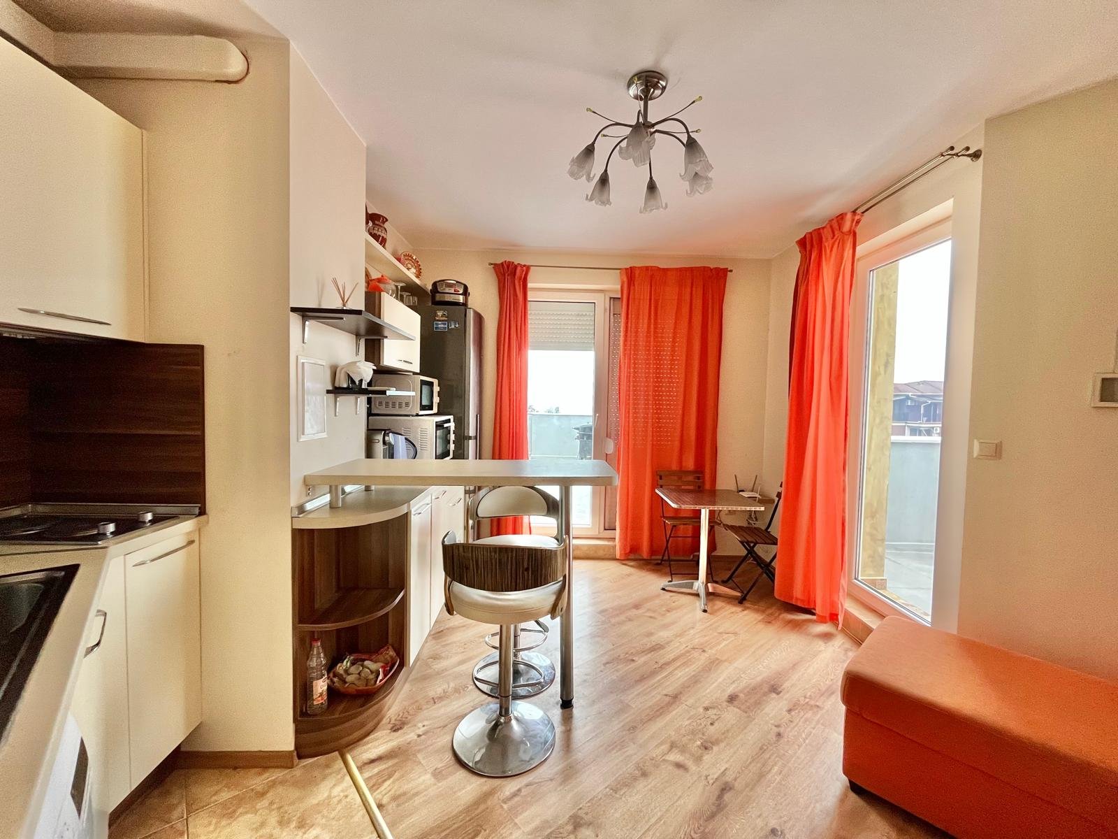 Wir bieten eine Zweizimmerwohnung in Ravda an!