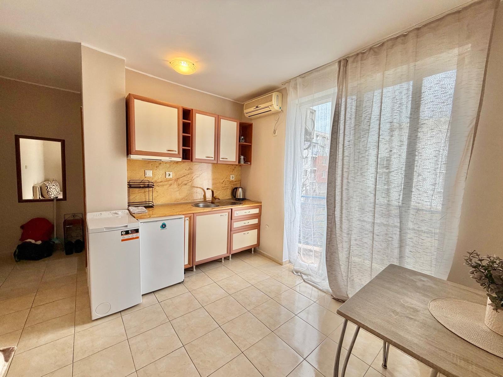 Ein-Zimmer-Apartment in Sunny Beach!