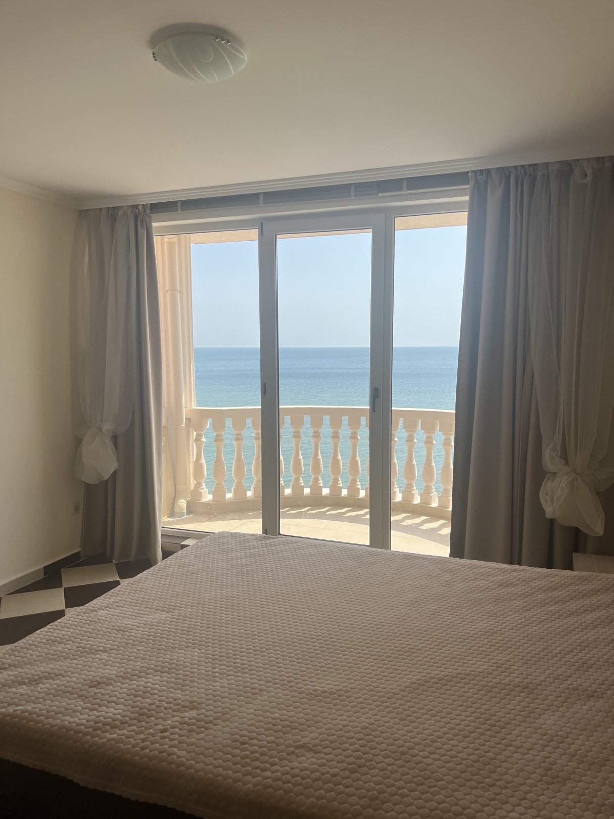 Apartment mit atemberaubendem Meerblick – Ihr neues Zuhause im Royal Marina Komplex, Elenite