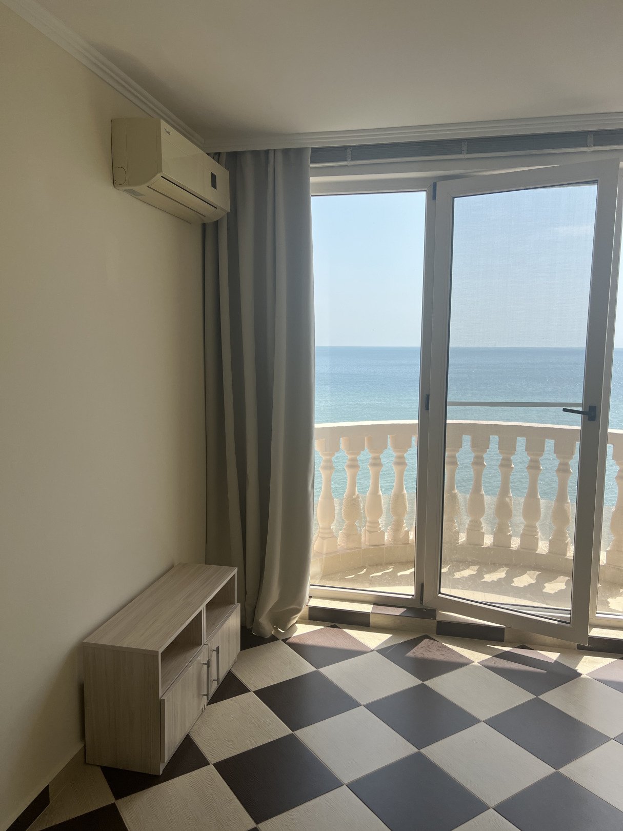Apartment mit atemberaubendem Meerblick – Ihr neues Zuhause im Royal Marina Komplex, Elenite