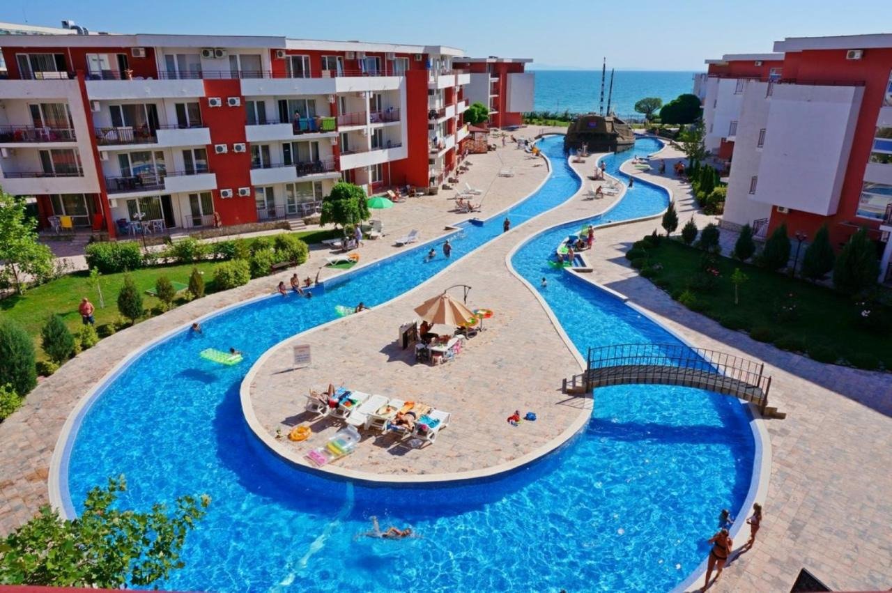 1. Reihe | 2 Schlafzimmer, 67 m² | Ratenzahlung bis zu 5 Jahre | Privilege Fort Beach