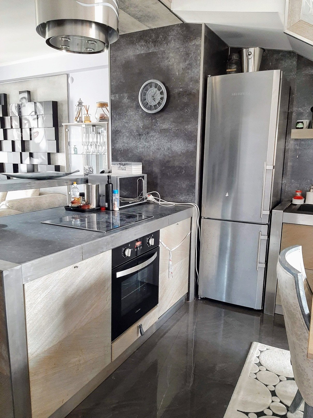 Einzigartige, luxuriöse Maisonette-Wohnung mit 4 Schlafzimmern, nur 300 m vom Strand in Nessebar entfernt!