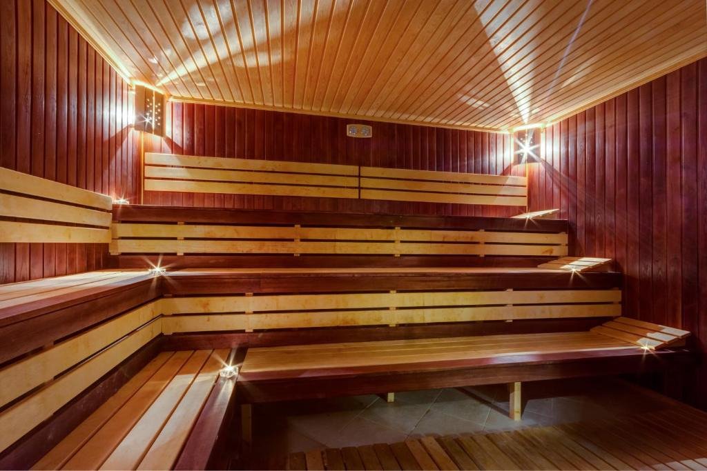 Einzigartige, luxuriöse Maisonette-Wohnung mit 4 Schlafzimmern, nur 300 m vom Strand in Nessebar entfernt!