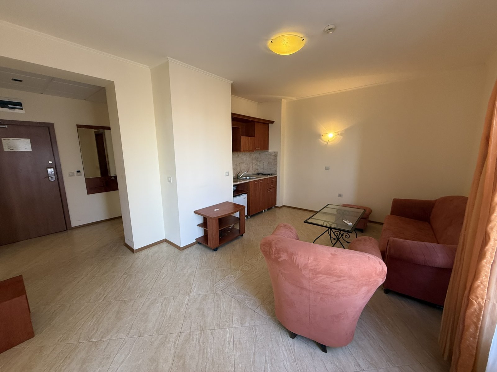 Palazzo-Einzimmerwohnung, alle Transaktionsdokumente bereit