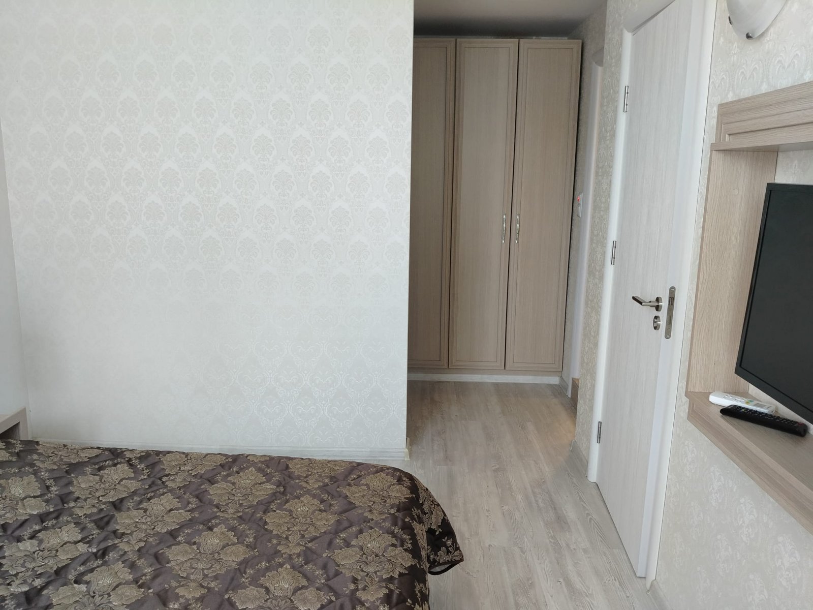   Wunderschönes, luxuriöses Apartment mit drei Schlafzimmern im Harmony Suites Grand Resort, Sunny Beach  