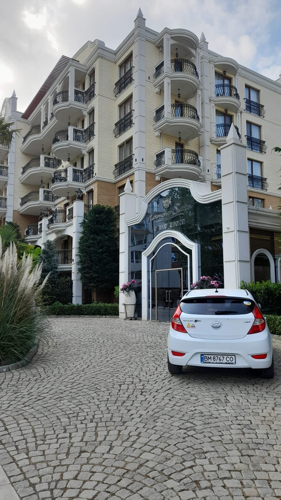   Wunderschönes, luxuriöses Apartment mit drei Schlafzimmern im Harmony Suites Grand Resort, Sunny Beach  