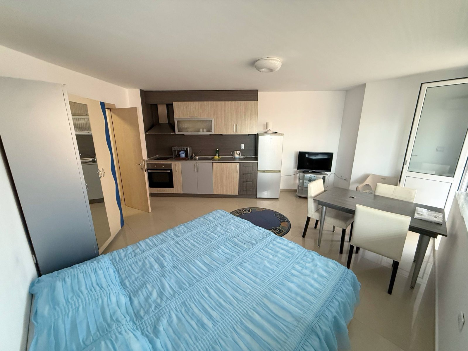 1+1 möblierte und ausgestattete Wohnung in Pomorie, Bulgarien.