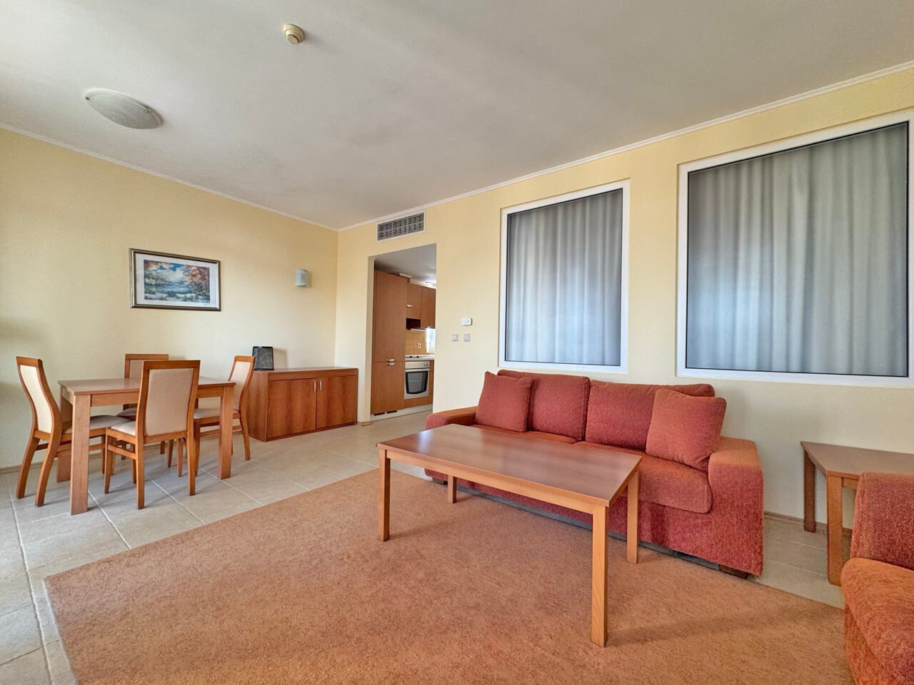 Zweizimmerwohnung mit Meer- und Stadtblick im Komplex Sunset Resort, Pomorie, Bulgarien