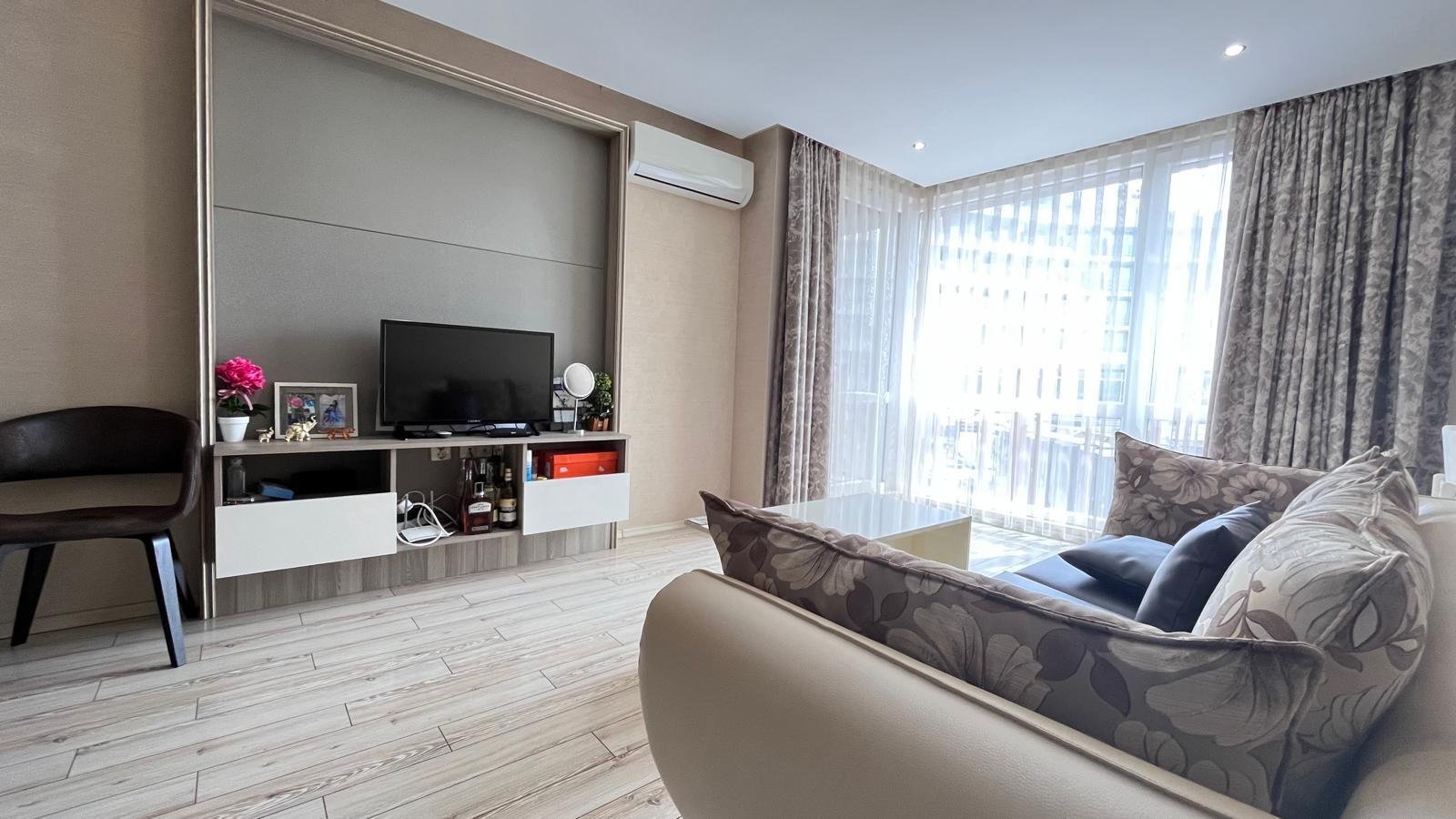 Zweizimmerwohnung mit Meerblick im Komplex Paradiso, Nessebar, Bulgarien