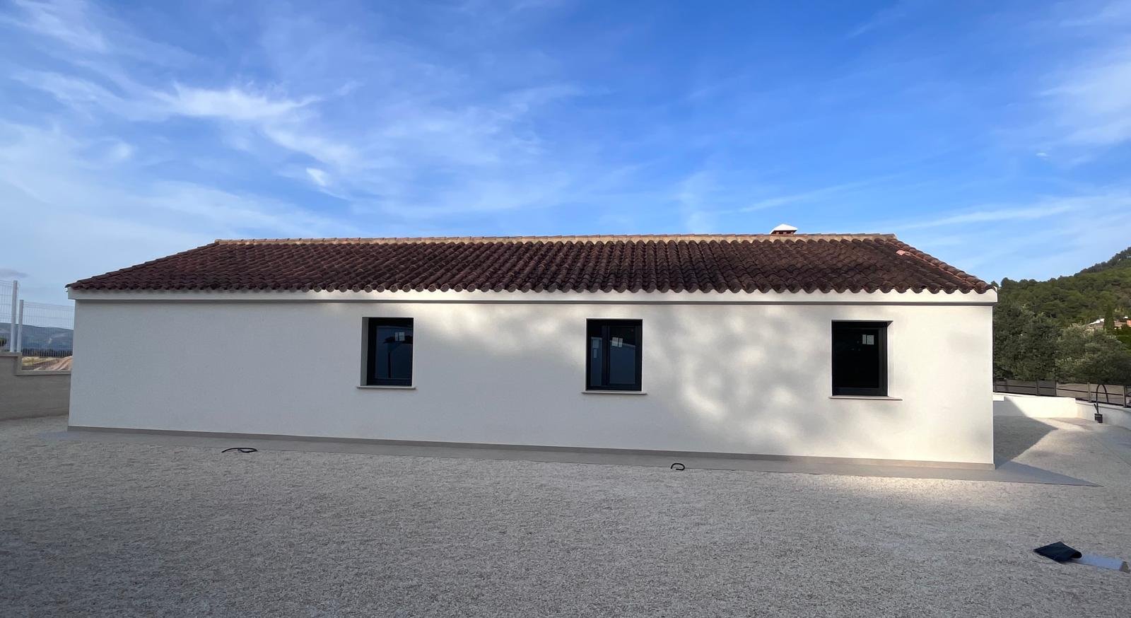 Luxuriöse Familienhäuser, private Gärten und Swimmingpools, Penáguila