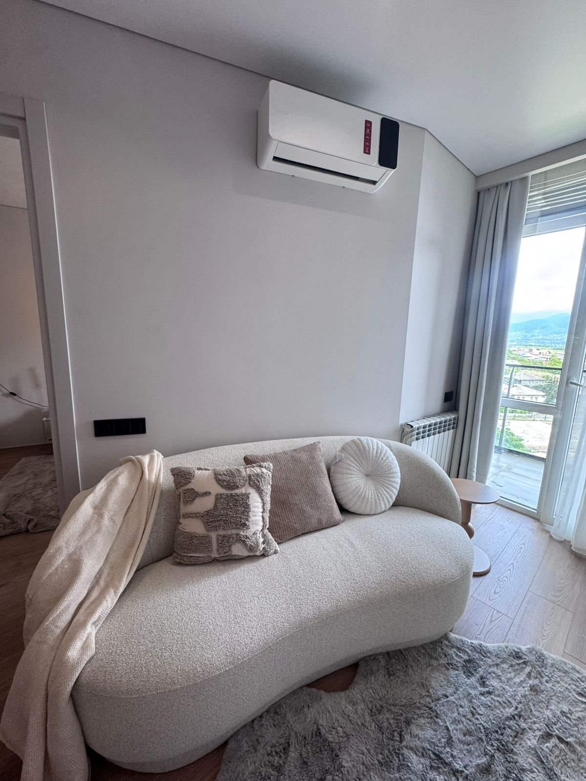 Kleine 2 Zimmerwohnung 100 m vom Meer in Batumi Georgien - hohes Vermietungspotential