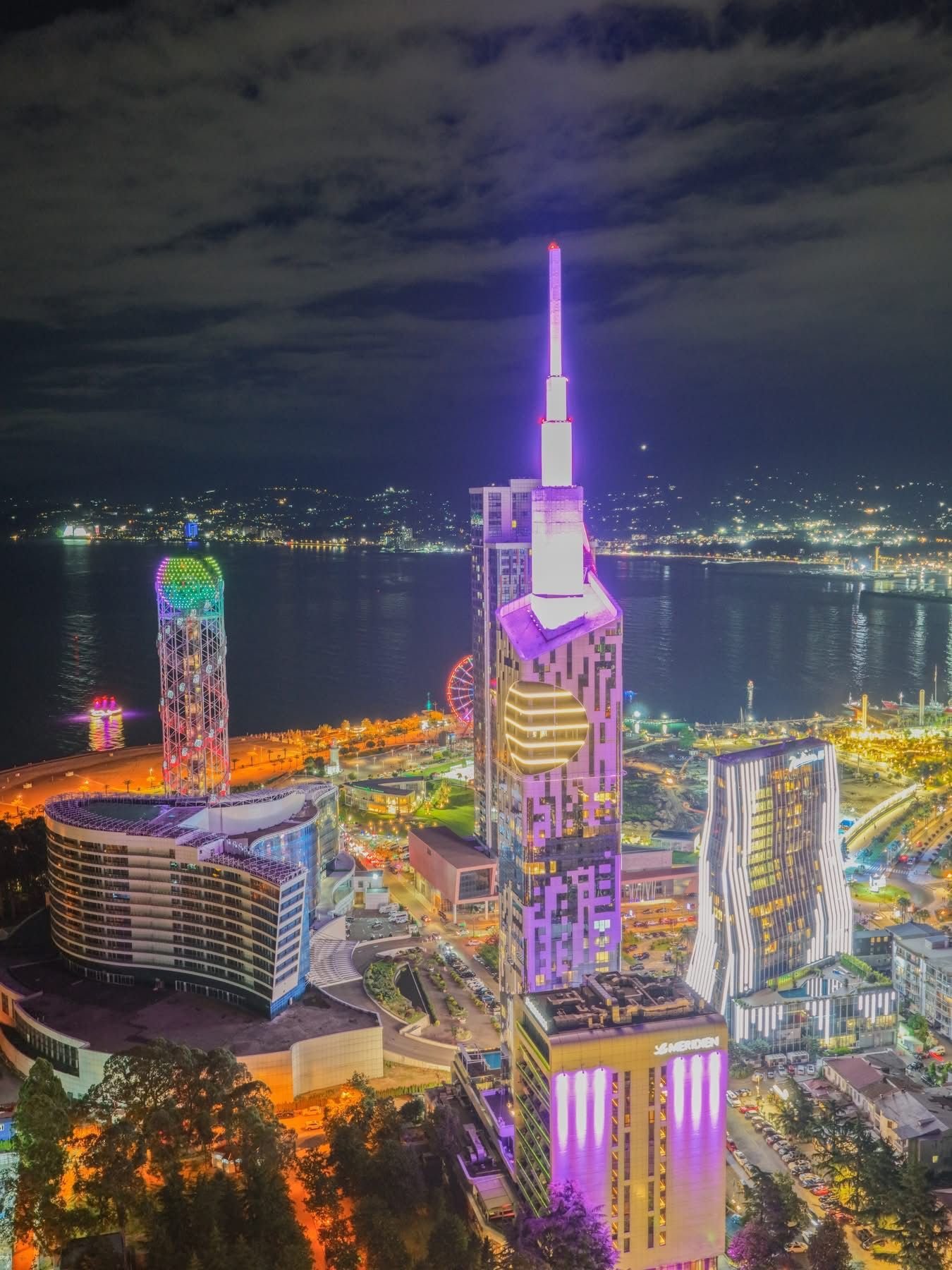 Gemütliches Designer-Studio mit Meerblick in Batumi, Georgien