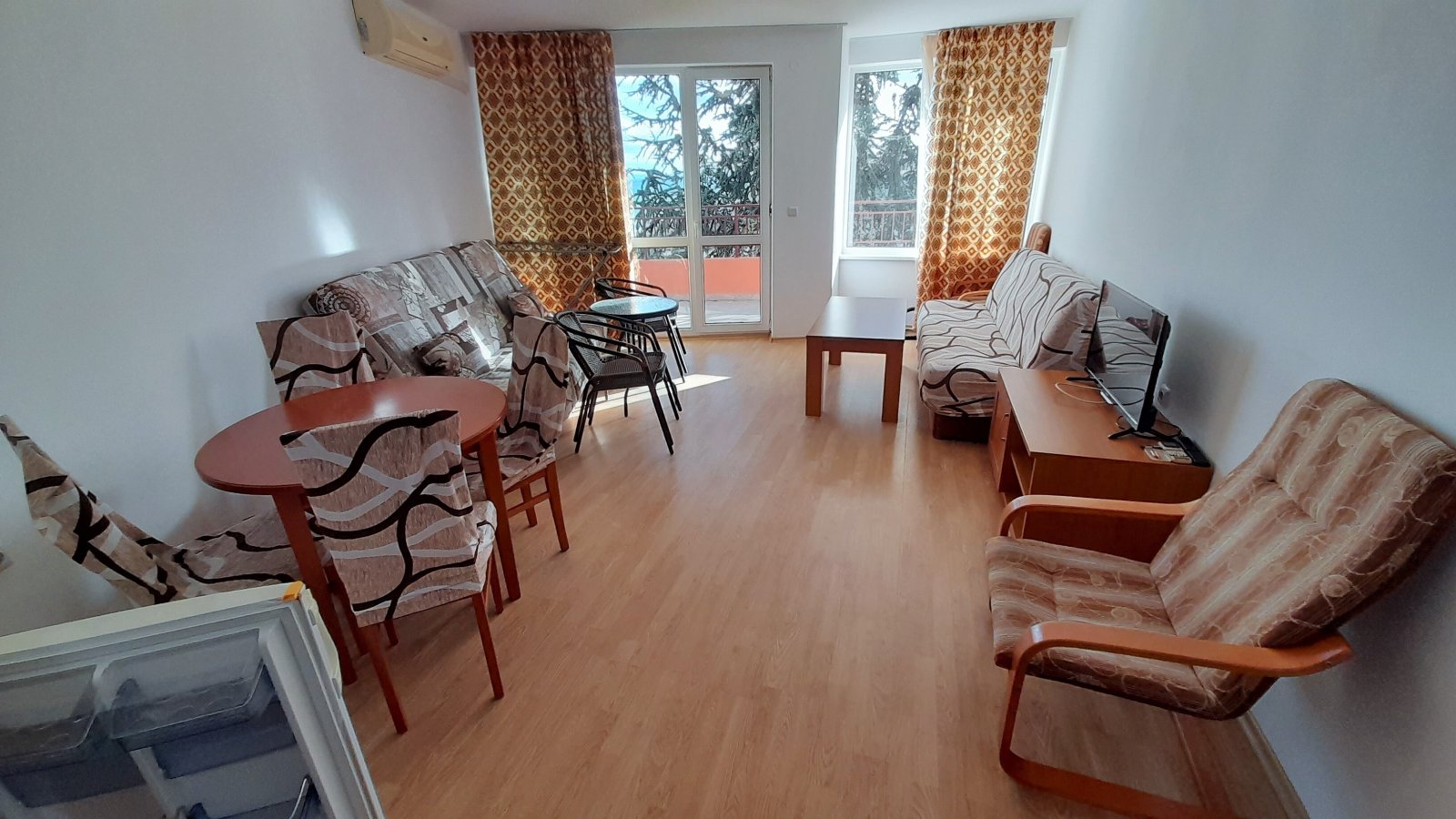 Zweizimmerwohnung in der Wohnanlage Riviera Fort Beach direkt am Meer in Rawda, Bulgarien