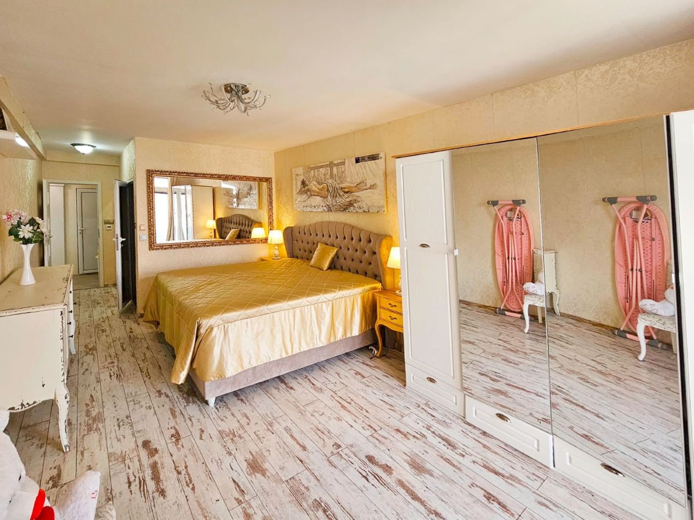 Stilvolle 3-Zimmer-Wohnung mit traumhaftem Meerblick in der Wohnanlage Oasis, Ravda, Bulgarien