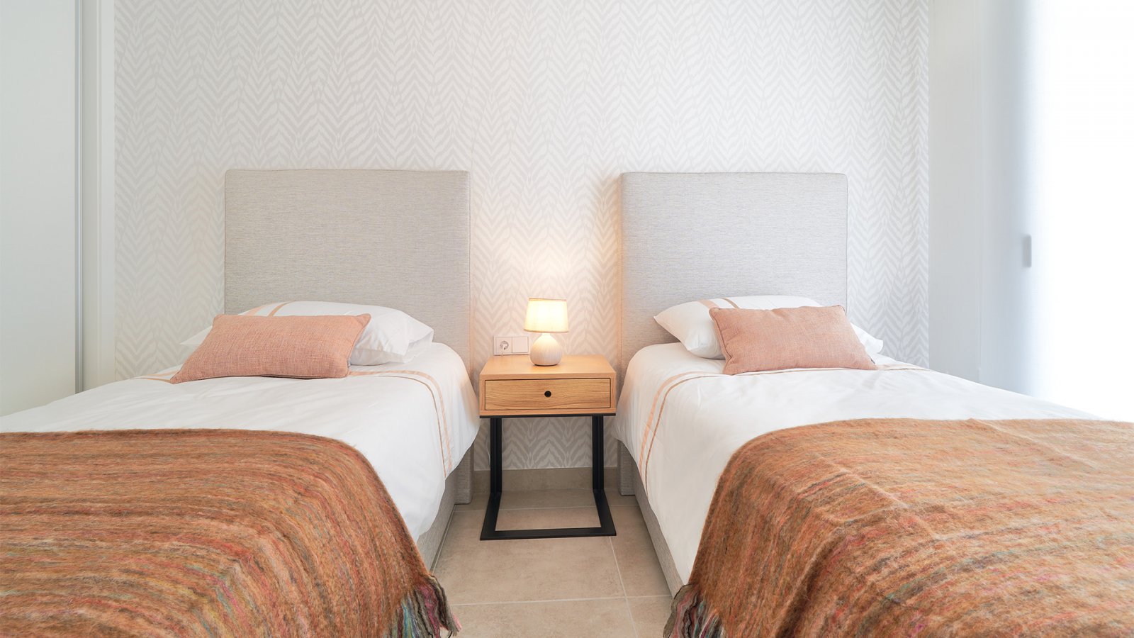 Elegantes Apartment am Golfplatz, Atalaya Emotion, Estepona