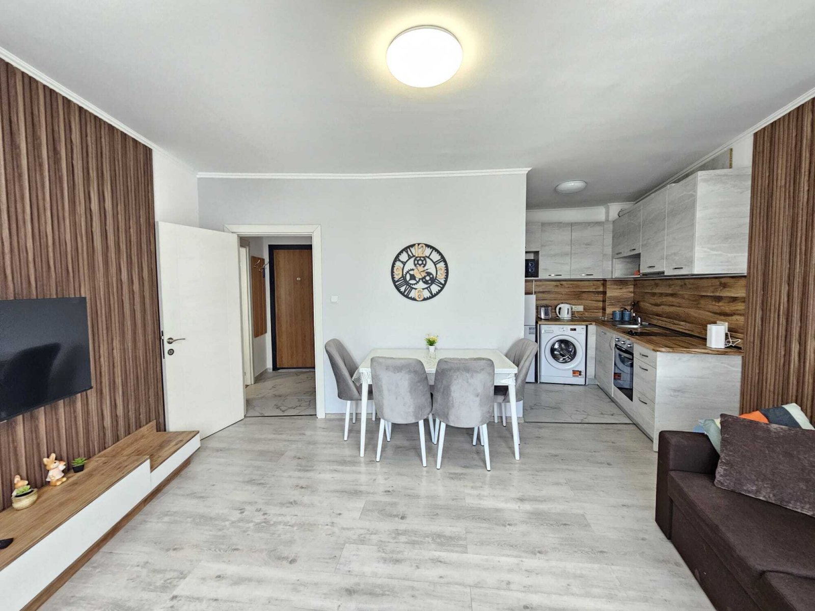 2-Zimmer-Wohnung mit Poolblick im Wohnkomplex Yassen Holiday, Sonnenstrand, Bulgarien