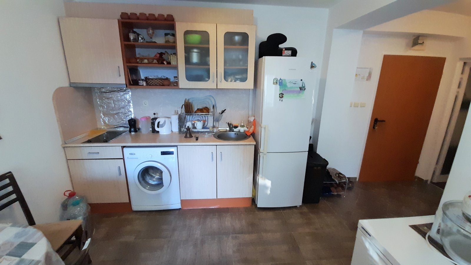 2-Zimmer-Wohnung mit Stellplatz im Wohnkomplex NEV in Sarafowo, Burgas, Bulgarien